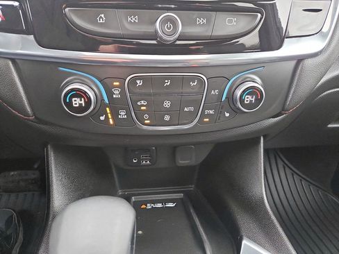 Used 2023 Chevrolet Traverse RS AWD/4WD image 26