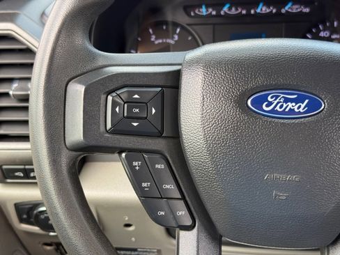 Used 2022 Ford F550 4x4 Crew Cab Super Duty w/ Power Equipment Group image 12
