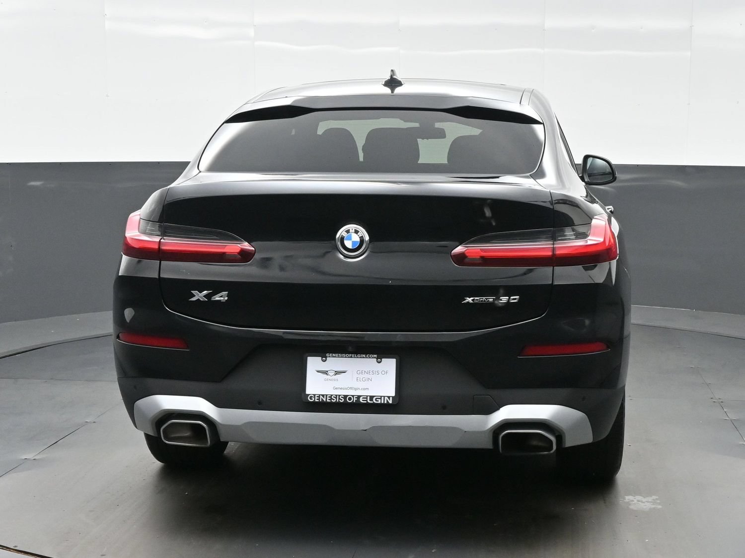 Used 2025 BMW X4 xDrive30i AWD/4WD image 5