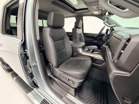 Certified 2024 Chevrolet Silverado 2500 LTZ w/ LTZ Premium Package image 27