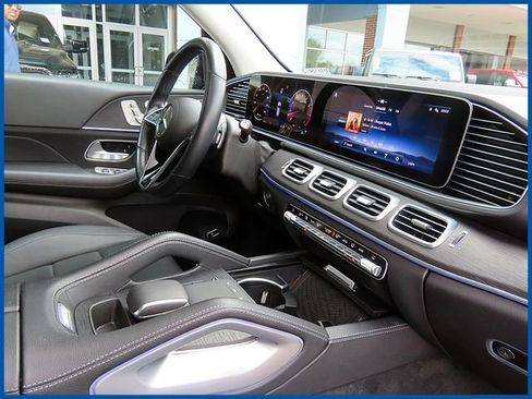 Used 2024 Mercedes-Benz GLE 350 4MATIC image 8