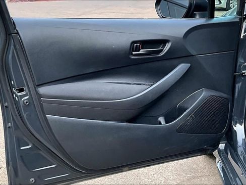 Used 2024 Toyota Corolla LE image 21