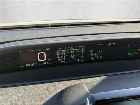 Used 2017 Toyota Prius Prime Advanced image 11