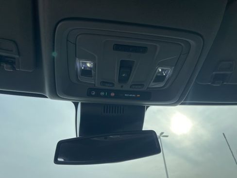 Used 2025 Chevrolet Silverado 2500 LT w/ Z71 Chrome Sport Edition image 37