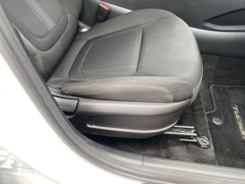 Used 2022 Hyundai Tucson SEL w/ Convenience Package FWD image 34