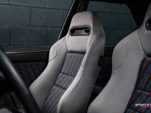 Used 1988 BMW M3 Coupe image 40