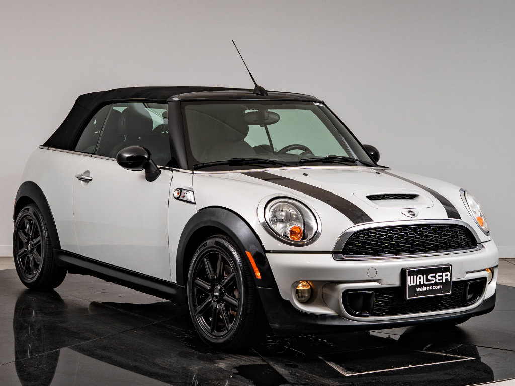 Used 2014 MINI Cooper S FWD image 12