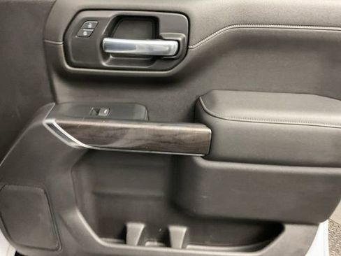 Certified 2022 Chevrolet Silverado 1500 LTZ AWD/4WD image 28