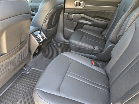 New 2026 Kia Sorento SX image 22