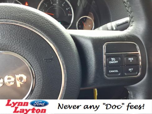 Used 2015 Jeep Wrangler Unlimited Sahara w/ Connectivity Group image 20