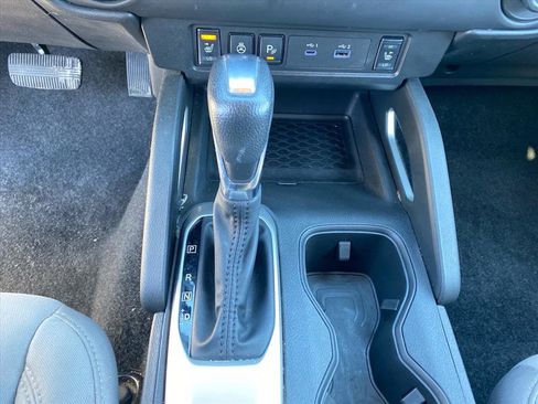 Used 2023 Nissan Frontier SV w/ SV Convenience Package image 12