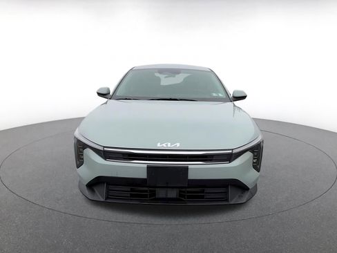 Used 2025 Kia K4 LXS image 4