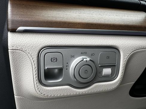 Certified 2023 Mercedes-Benz GLE 450 4MATIC image 34