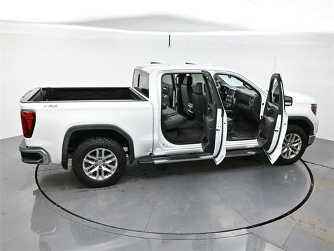 Used 2020 GMC Sierra 1500 SLT w/ SLT Premium Package image 45