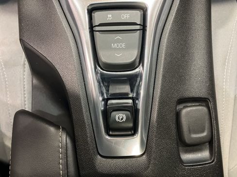 Used 2017 Chevrolet Camaro SS RWD image 15