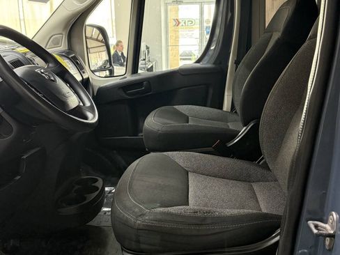 Used 2019 RAM ProMaster 2500 FWD image 9