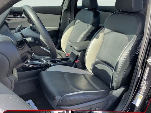 Used 2020 Kia Forte EX image 19