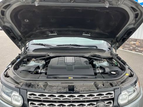 Used 2015 Land Rover Range Rover Sport SE image 26