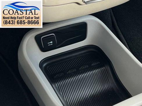 Used 2023 Chrysler Voyager LX FWD image 46