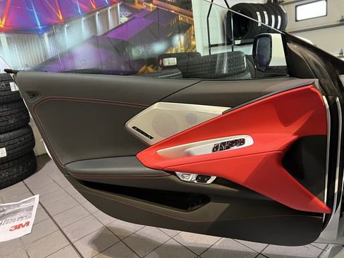 Certified 2022 Chevrolet Corvette Stingray Preferred Cpe w/ Z51 Performance Package image 12