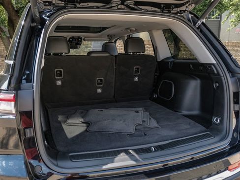 Used 2022 Jeep Grand Cherokee Limited image 65