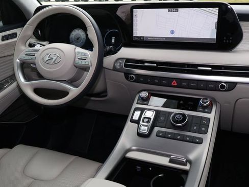 Used 2025 Hyundai Palisade Calligraphy FWD image 10