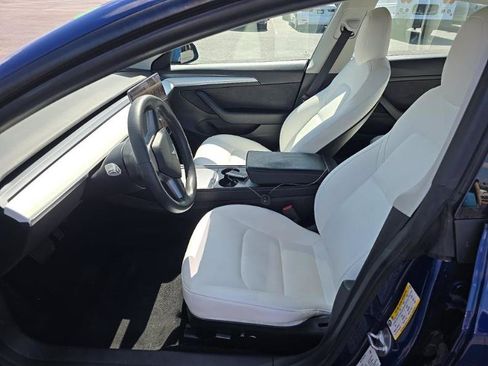 Used 2022 Tesla Model 3 Long Range AWD/4WD image 5