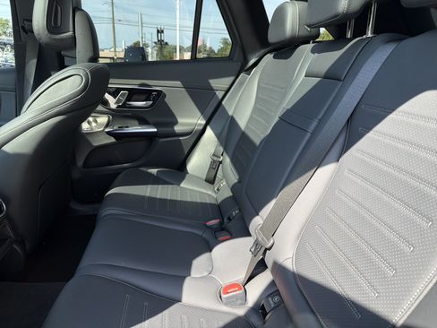 Certified 2025 Mercedes-Benz GLC 300 w/ AMG Line image 32