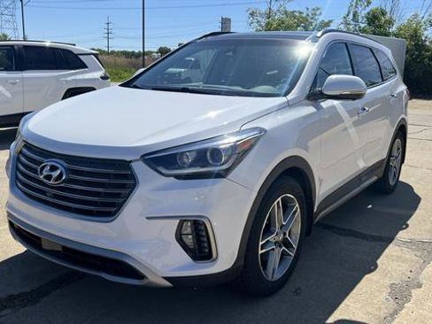 Used 2017 Hyundai Santa Fe Limited AWD/4WD image 1