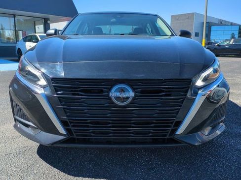 Certified 2024 Nissan Altima 2.5 SV FWD image 10