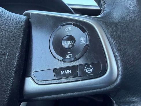 Used 2018 Honda Civic Touring image 20