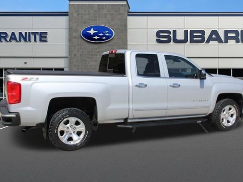 Used 2017 Chevrolet Silverado 1500 LTZ Z71 w/ LTZ Plus Package AWD/4WD image 12