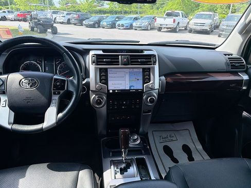 Used 2023 Toyota 4Runner Limited AWD/4WD image 18