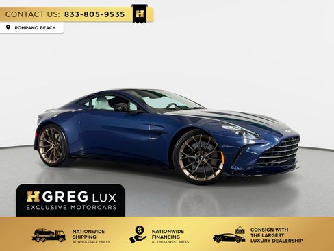 Used 2025 Aston Martin V8 Vantage Coupe RWD image 1