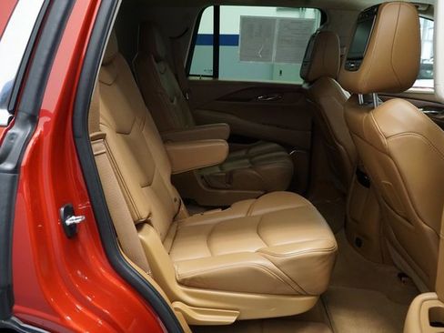 Used 2015 Cadillac Escalade Platinum image 20
