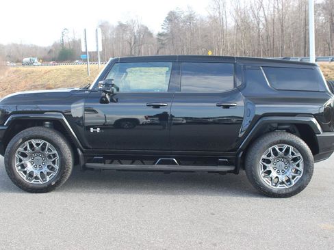 New 2025 GMC Hummer EV 3X image 4
