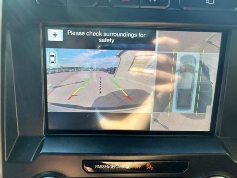 Used 2017 Ford F150 Platinum w/ Technology Package AWD/4WD image 25