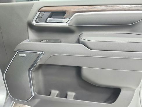 New 2026 GMC Sierra 3500 SLT w/ SLT Convenience Package AWD/4WD image 41