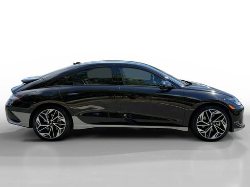Used 2024 Hyundai Ioniq 6 Limited RWD image 6