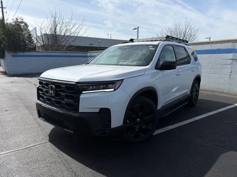 New 2026 Honda Pilot Black Edition image 1