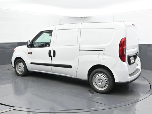 Used 2022 RAM ProMaster City Tradesman FWD image 10