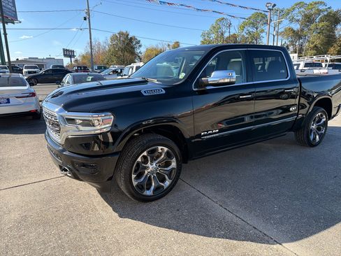 Used 2020 RAM 1500 Limited image 3