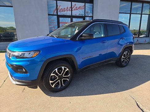 Used 2022 Jeep Compass Limited AWD/4WD image 4