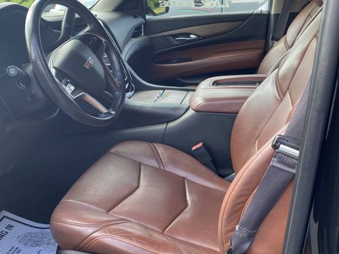 Used 2015 Cadillac Escalade ESV Premium AWD/4WD image 8