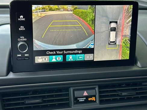 New 2025 Honda Pilot TrailSport image 17