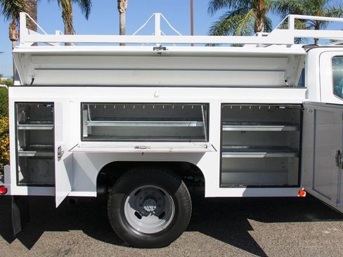 Used 2021 Ford F350 XL w/ Power Equipment Group image 11