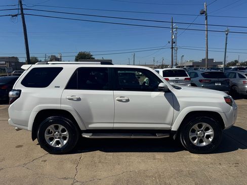 Used 2019 Toyota 4Runner SR5 Premium image 6