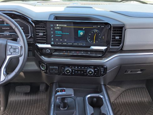 Certified 2025 Chevrolet Silverado 1500 LT Trail Boss w/ Convenience Package II image 16