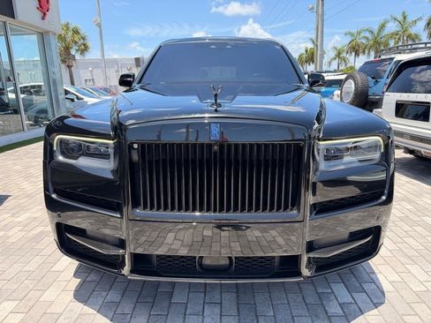 Used 2022 Rolls-Royce Cullinan AWD/4WD image 2