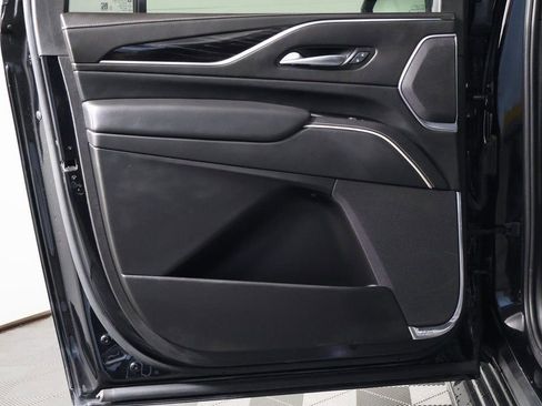 Used 2023 Cadillac Escalade ESV Sport image 14